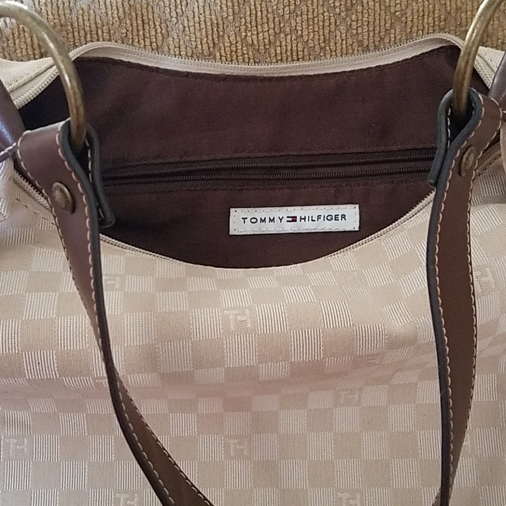 Handbag - Picture 3 of 3